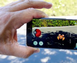 Nasce l'assicurazione per Pokemon Go